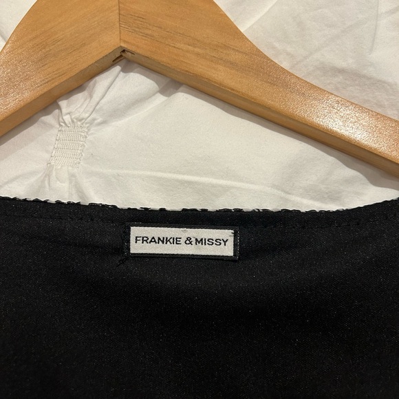 Frankie & Missy top - Picture 3 of 3